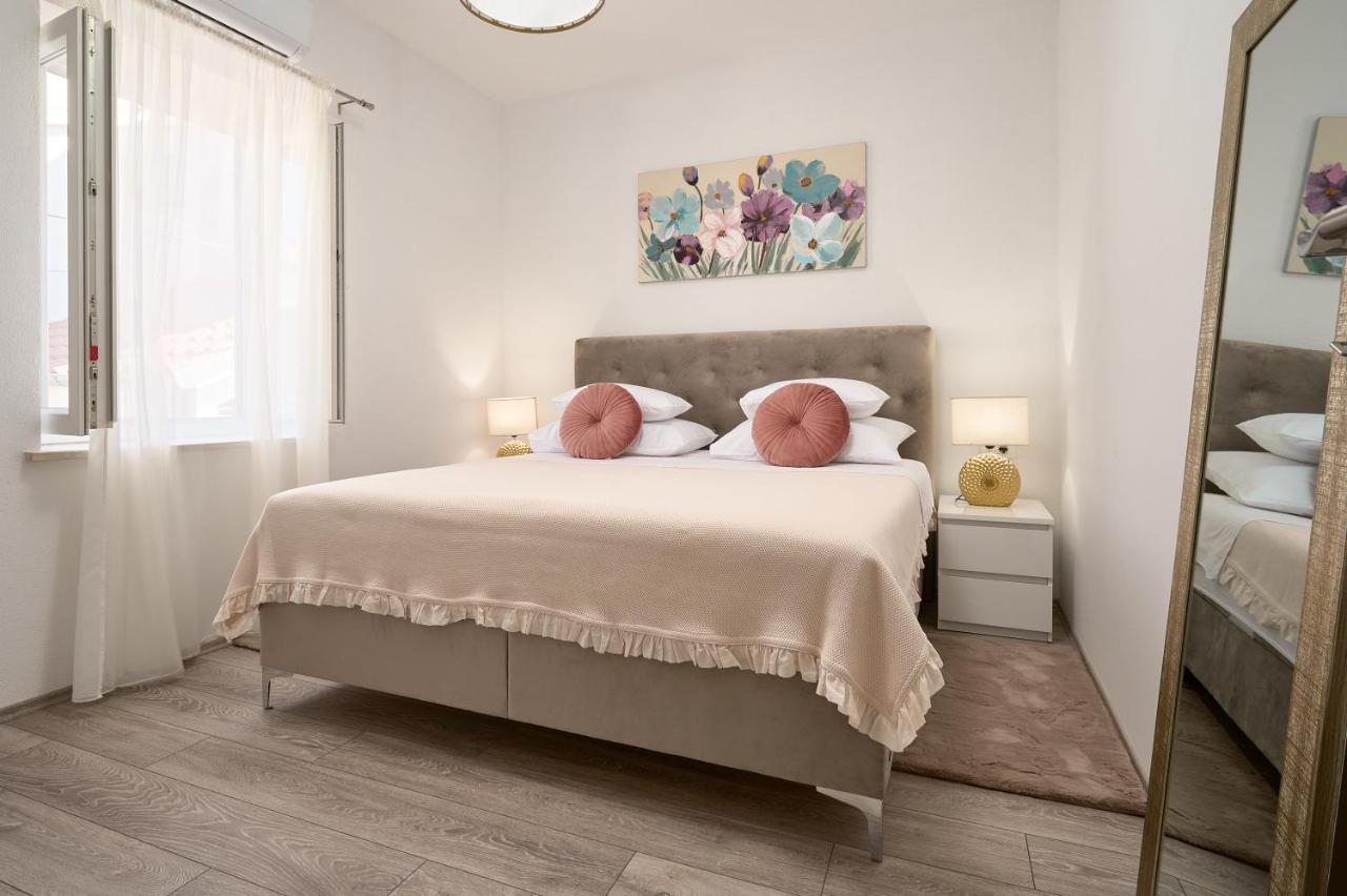 Zora Residence Kaštela Eksteriør billede